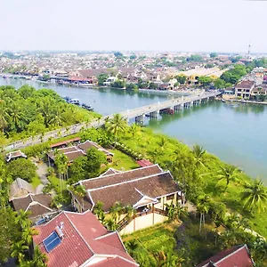 pho-hoi-riverside-resort.hotelsofhoian.com/